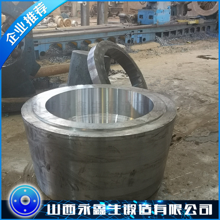 锻造六面顶压机油缸