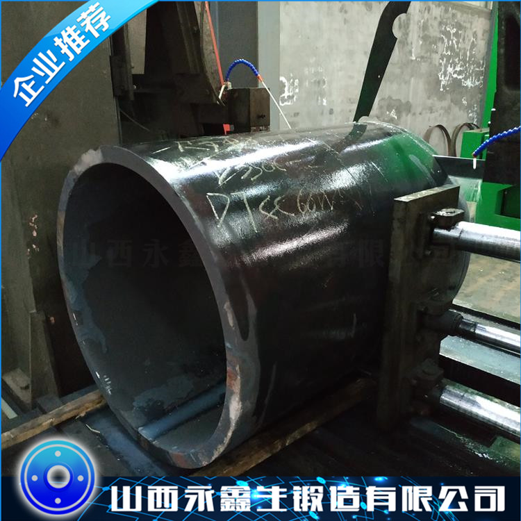 石油化工加压容器筒体锻件