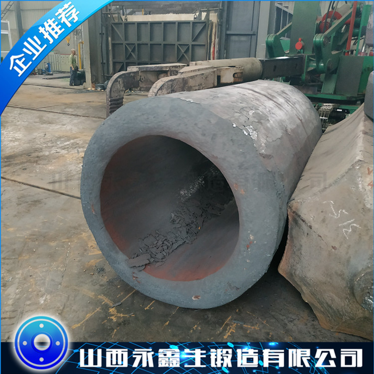 42CrMo缸筒锻件